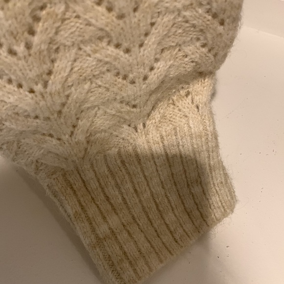 Old Navy sweater.#228 - Picture 10 of 12